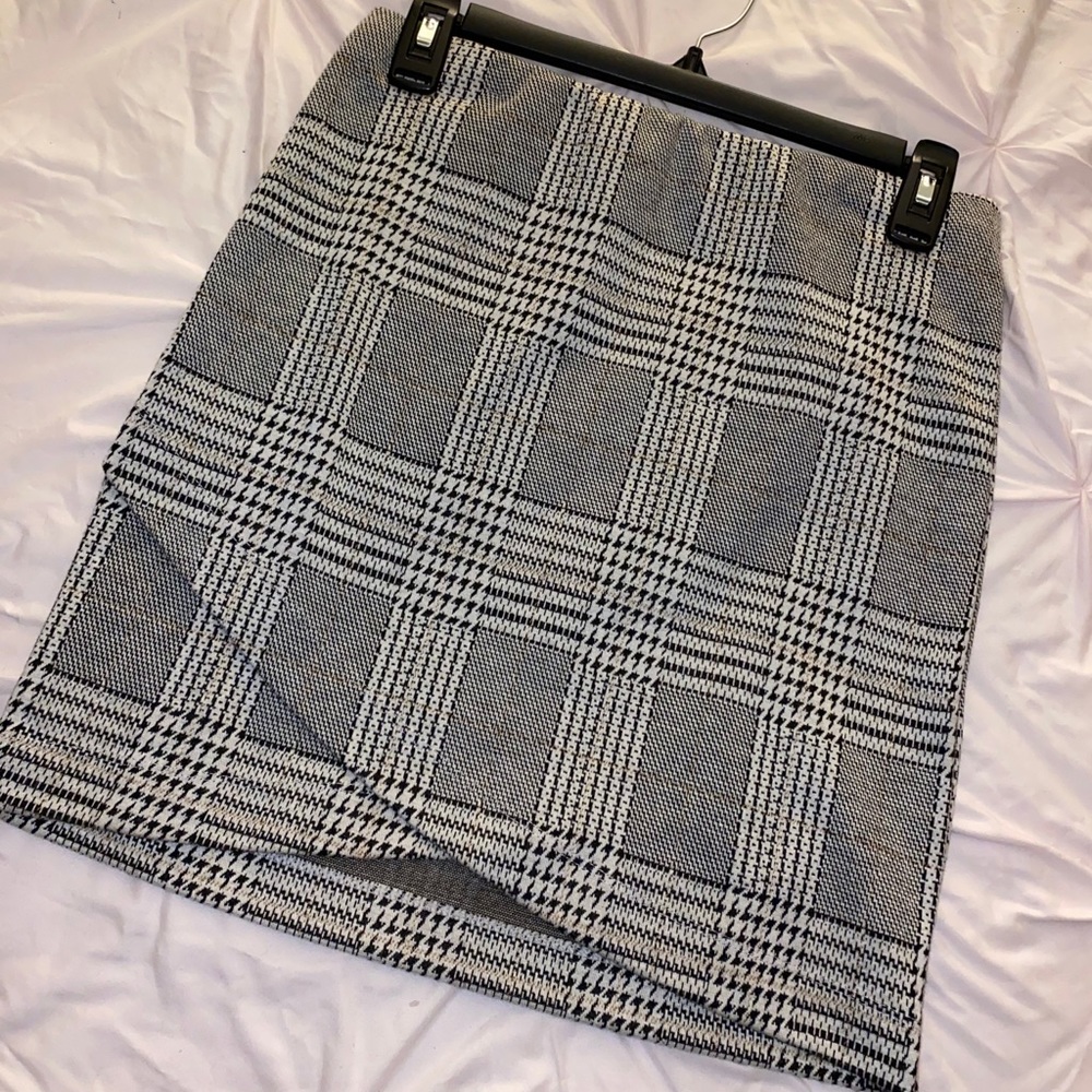 White and Black Plaid Skirt